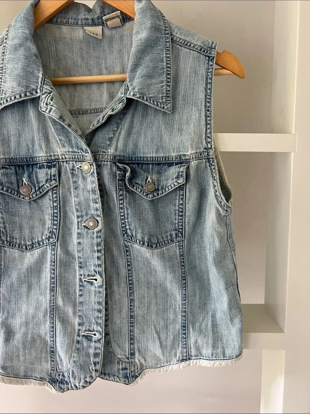 VINTAGE GAP Light Blue Denim Sleeveless Vest